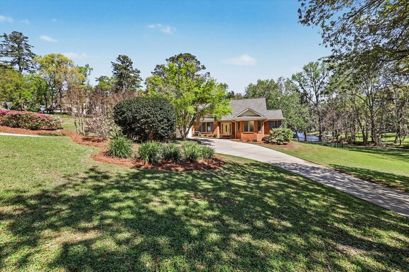 Beautifully remodeled all-brick lakefront home in desirable - Beach Home for sale in Tallahassee, Florida on Beachhouse.com