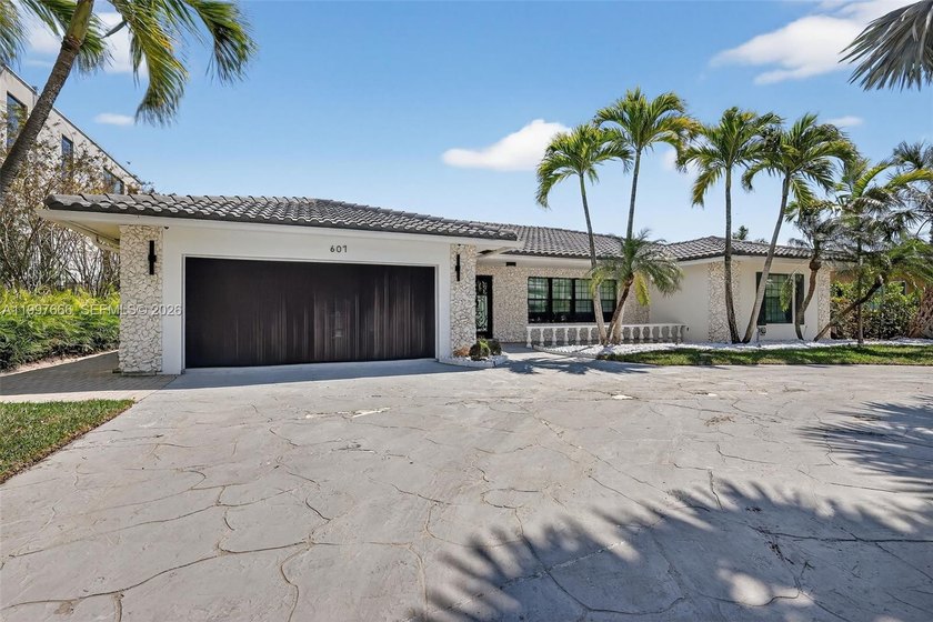 Stunning 5 bedroom / 4 bathroom home located in the desirable - Beach Home for sale in Hallandale Beach, Florida on Beachhouse.com