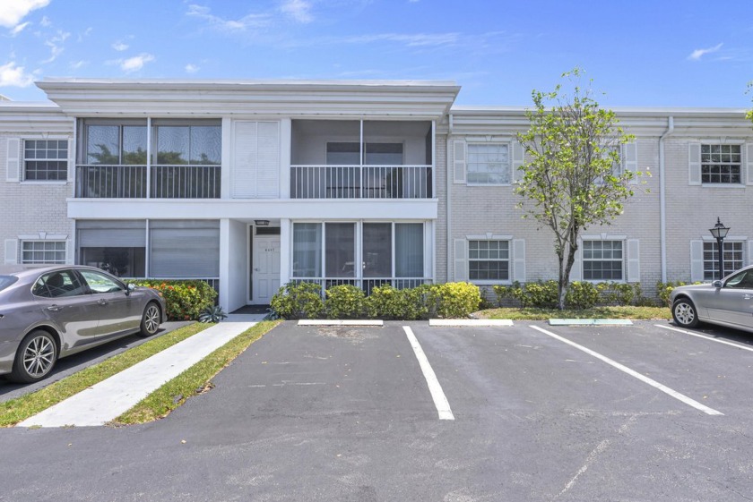 Exceptional Opportunity in a Gated Community - Ideal for Living - Beach Condo for sale in Fort Lauderdale, Florida on Beachhouse.com