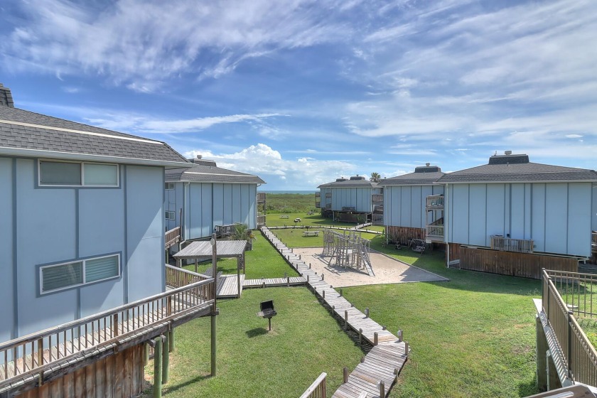 Great condo located in Gulf Front Beachhead! Heated - Beach Vacation Rentals in Port Aransas, Texas on Beachhouse.com