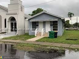 INVESTOR DEVELOPERS !! As-Is Cash offer. Opportunity Zone! - Beach Home for sale in Dania  Beach, Florida on Beachhouse.com