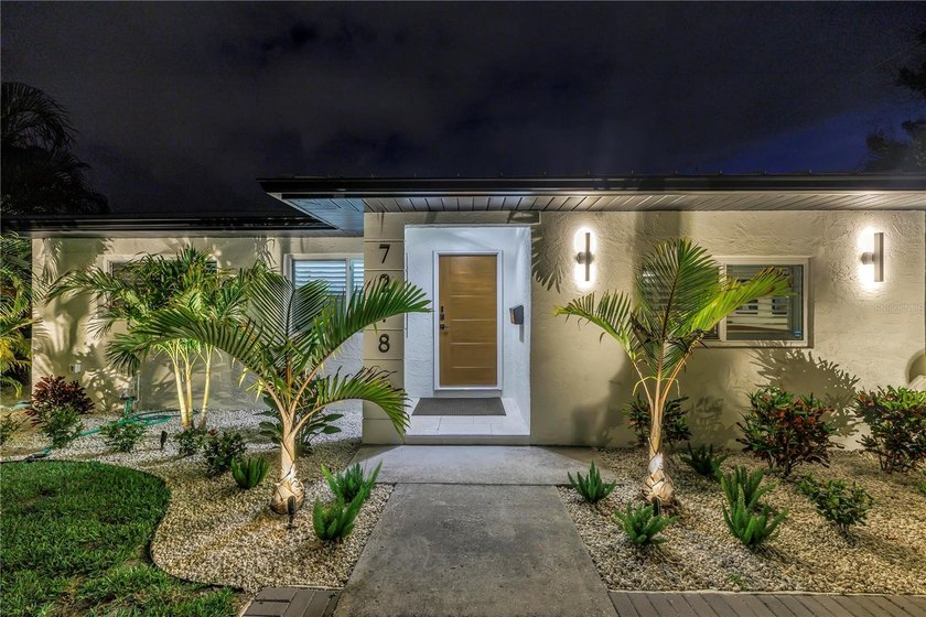 Under contract-accepting backup offers. This home is a MUST SEE! - Beach Home for sale in St. Petersburg, Florida on Beachhouse.com