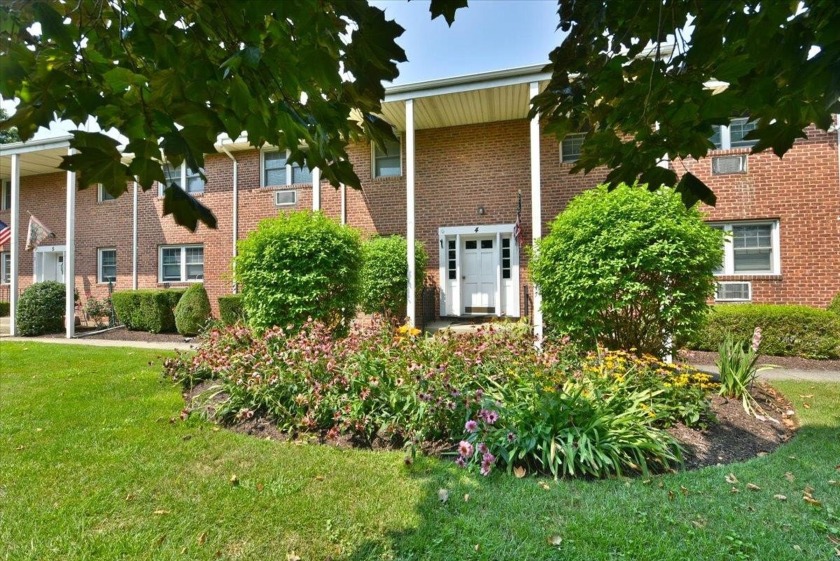 Welcome To 295 Merrick Road, Unit 4A ! This Maintenance Free - Beach Home for sale in Amityville, New York on Beachhouse.com