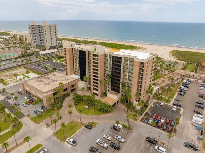 Relax and enjoy an active beach lifestyle at the Isla Grande! - Beach Condo for sale in South Padre Island, Texas on Beachhouse.com