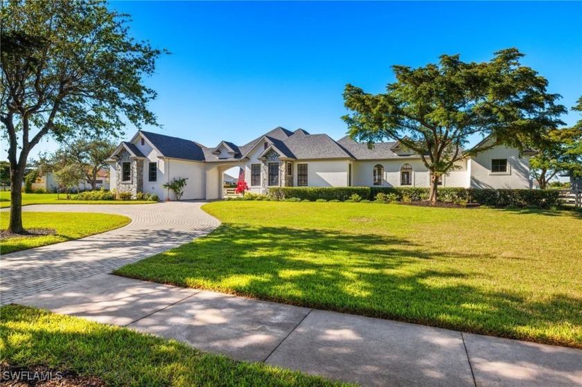 Welcome to Shenandoah! This is truly a hidden gem in the sought - Beach Home for sale in Fort Myers, Florida on Beachhouse.com