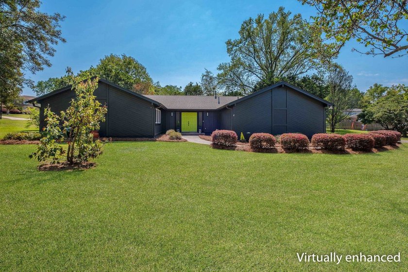 *One or more pictures have been virtually enhanced* This - Beach Home for sale in Tallahassee, Florida on Beachhouse.com