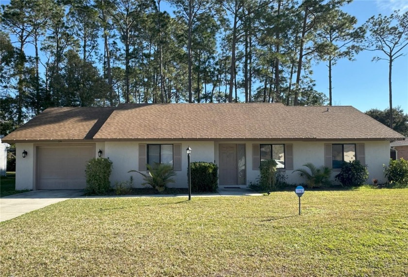 HUGE PRICE REDUCTION! Come take a look, great first home or - Beach Home for sale in Palm Coast, Florida on Beachhouse.com