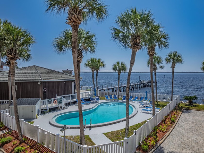 *One or more pictures are virtually enhanced/staged* Great - Beach Condo for sale in Panacea, Florida on Beachhouse.com