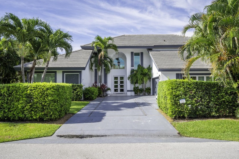 Beautiful beach home East of A1A in Ocean Ridge. Amazing - Beach Home for sale in Ocean Ridge, Florida on Beachhouse.com