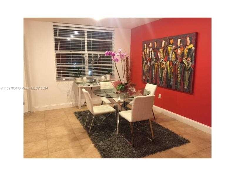 Large 2/2 Bedroom corner unit in a luxury oceanfront complex - Beach Condo for sale in Hallandale Beach, Florida on Beachhouse.com