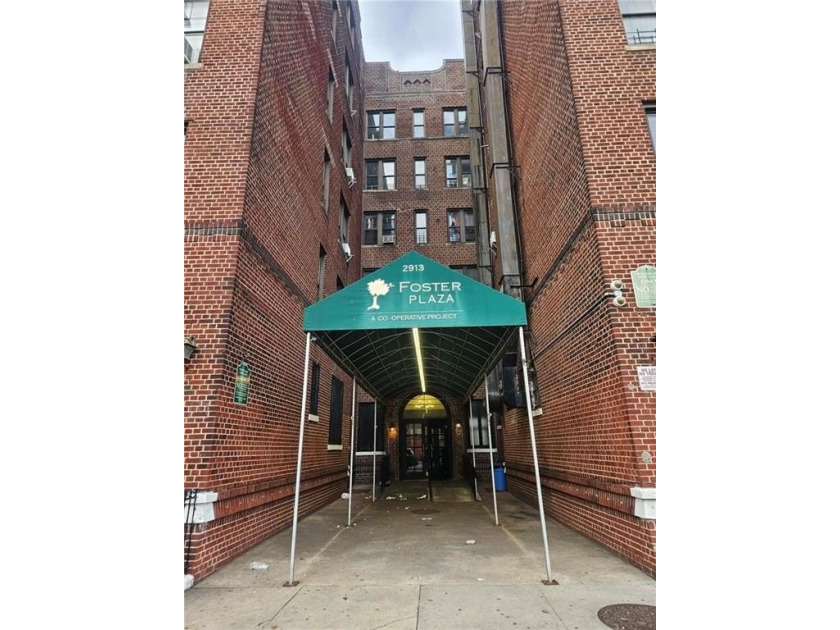 Renovated Mint Condition 1 Bedroom in a rarely available Art - Beach Other for sale in Brooklyn, New York on Beachhouse.com