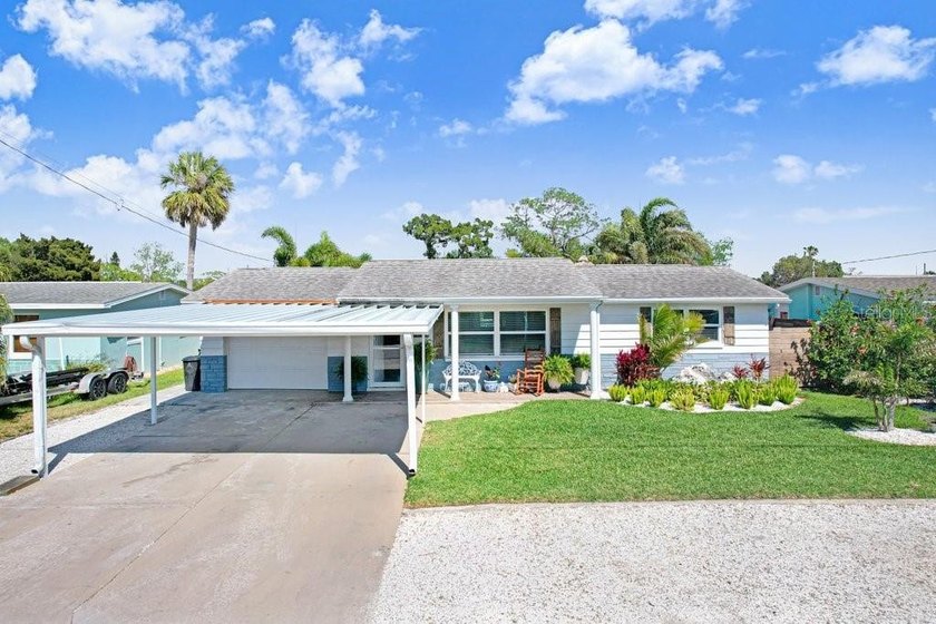 This is what the FLORIDA lifestyle is all about!!! 13400 Neptune - Beach Home for sale in Hudson, Florida on Beachhouse.com