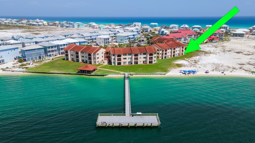 WELCOME to your piece of beach living! A TRUE one-bedroom (not a - Beach Condo for sale in Navarre, Florida on Beachhouse.com