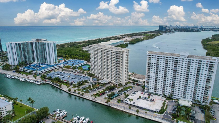 Welcome to your dream home in Sunny Isles! This spectacular unit - Beach Condo for sale in Sunny Isles Beach, Florida on Beachhouse.com