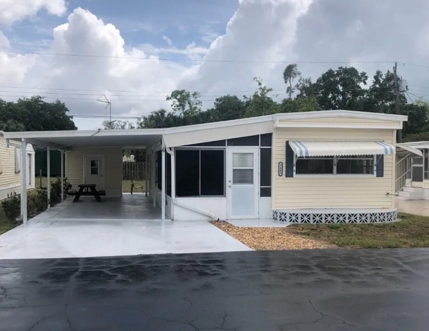 Discover Sunny Grove, a 55+ Co-Op mobile home park with Gulf - Beach Home for sale in Estero, Florida on Beachhouse.com