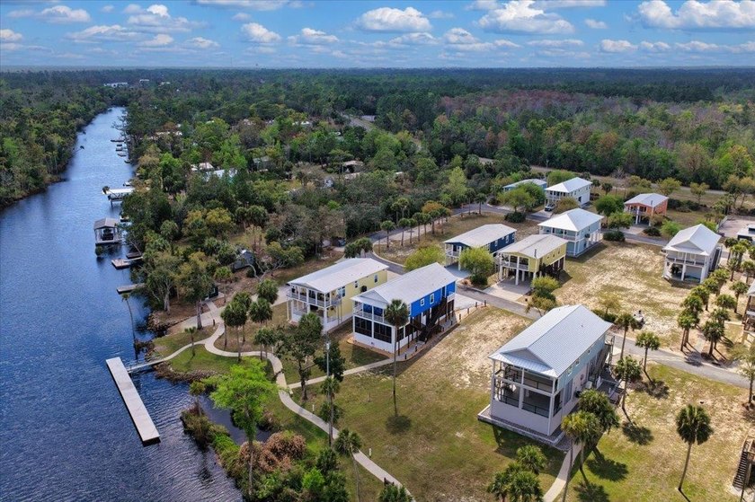 Tucked away along Florida's untouched Nature Coast, in the quiet - Beach Home for sale in Steinhatchee, Florida on Beachhouse.com