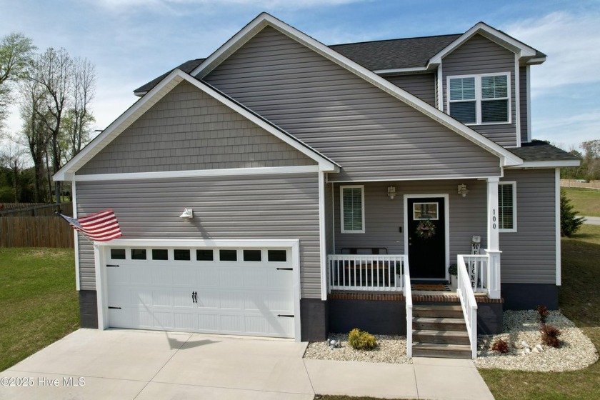 Coastal Charm  Breezy Views Await!

Welcome to this stunning - Beach Home for sale in Hubert, North Carolina on Beachhouse.com