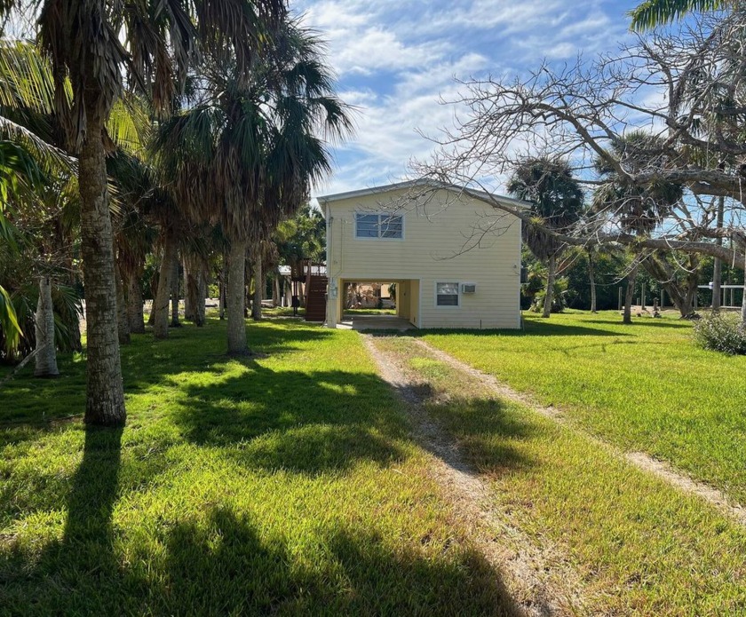 An original South Florida Waterfront Fishing Retreat located in - Beach Home for sale in Everglades City, Florida on Beachhouse.com