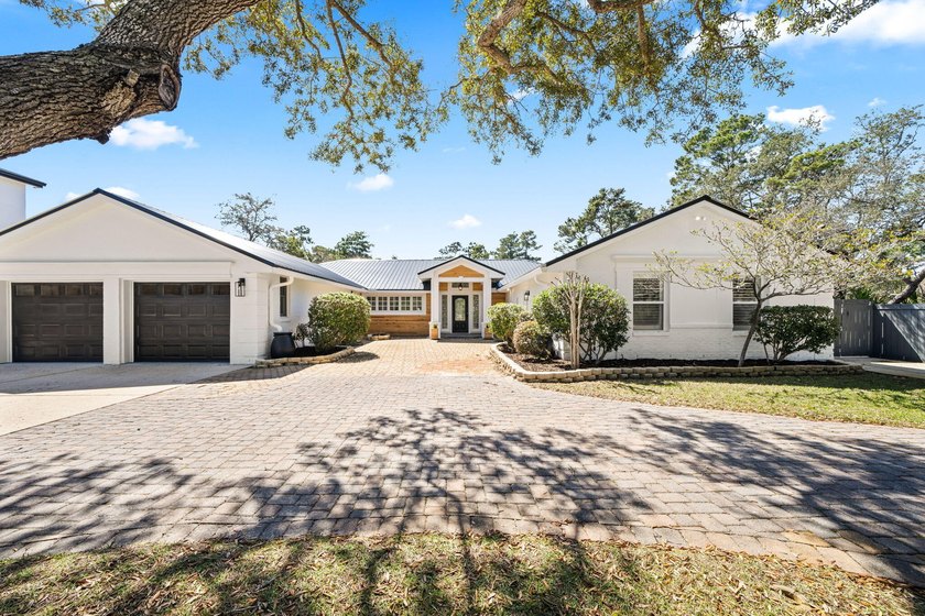 Spacious 4 bedroom, 3 bath ranch-style home with a private pool - Beach Home for sale in Miramar Beach, Florida on Beachhouse.com