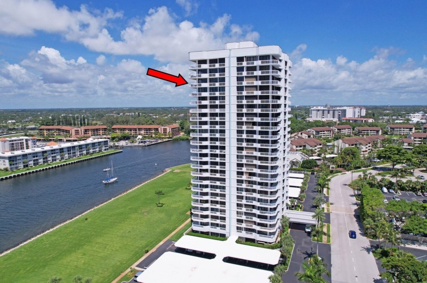 Rarely available. This stunning waterfront condominium offers a - Beach Condo for sale in North Palm Beach, Florida on Beachhouse.com