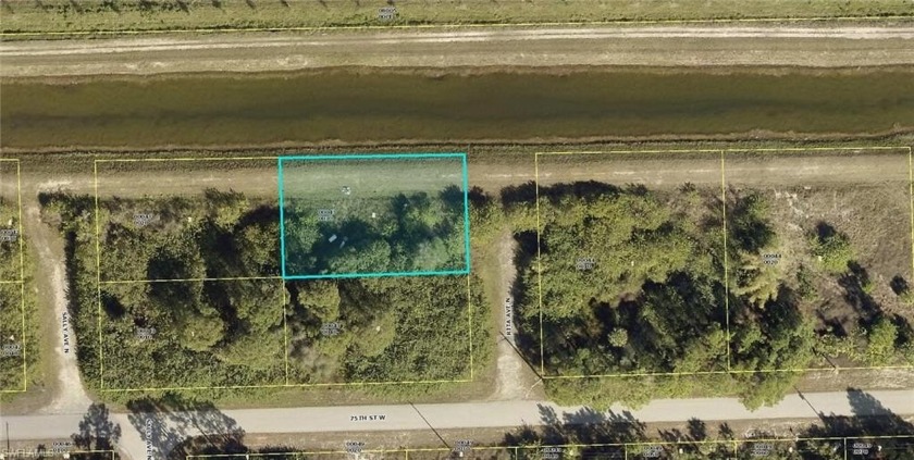 Super Canal buildable lot in the North West area of Lehigh Acres - Beach Lot for sale in Lehigh Acres, Florida on Beachhouse.com