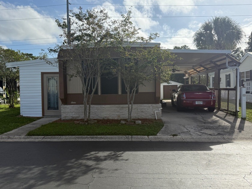 Don't miss this exceptional opportunity-a sprawling 2-bedroom - Beach Home for sale in Largo, Florida on Beachhouse.com