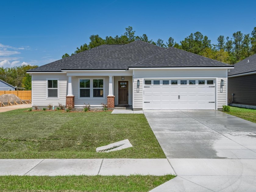 Expertly crafted new construction by the seasoned Pafford - Beach Home for sale in Crawfordville, Florida on Beachhouse.com