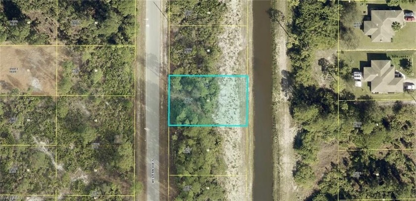 Super Canal Lot in the East area of Lehigh Acres. Make it a 3 - Beach Lot for sale in Lehigh Acres, Florida on Beachhouse.com