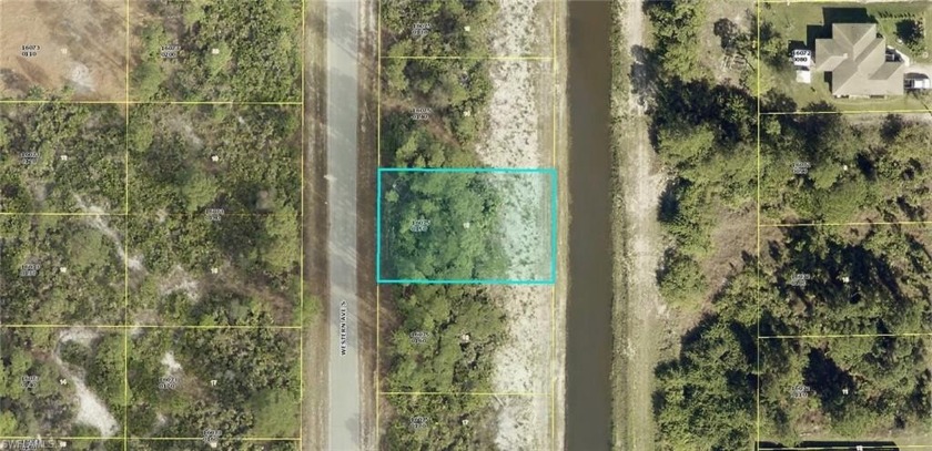 Super Canal Lot in the East area of Lehigh Acres. Make it a 3 - Beach Lot for sale in Lehigh Acres, Florida on Beachhouse.com