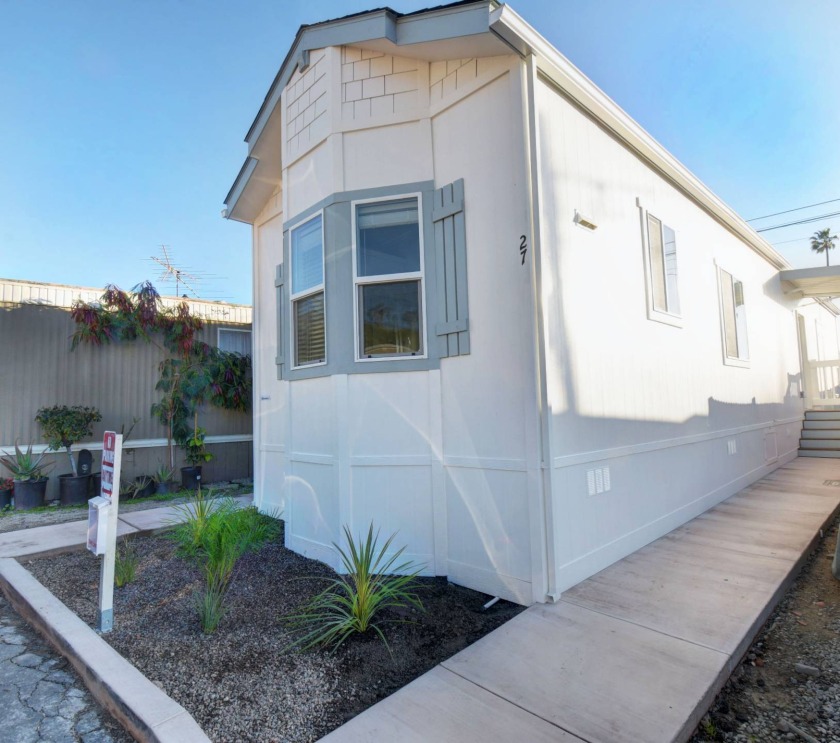 Stunning New, 2023 Silvercrest Manufactured Home, 2 Bed 1 Bath - Beach Home for sale in Dana Point, California on Beachhouse.com