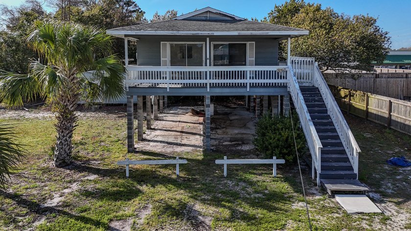 If you've been dreaming of owning a place in Laguna Beach, this - Beach Home for sale in Panama City Beach, Florida on Beachhouse.com