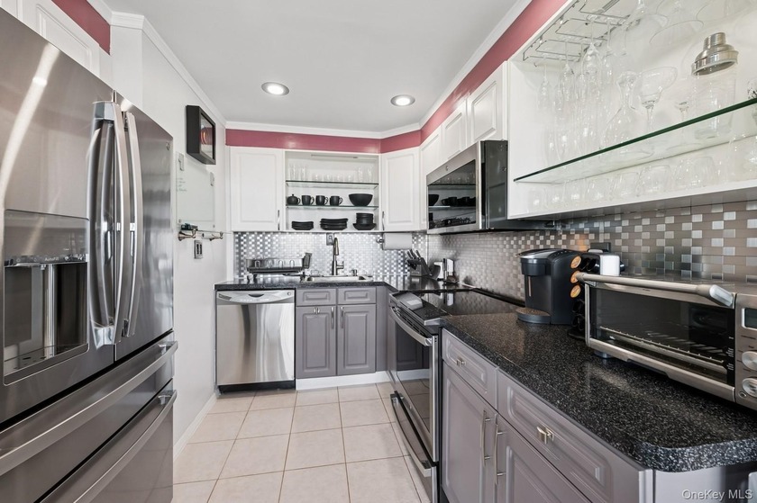 Move In Ready - 3BR, 1BTH - Modern, Custom And Designer - Beach Home for sale in Beechhurst, New York on Beachhouse.com