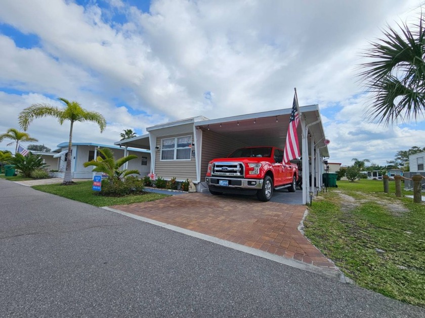 Great Condition! Fully Renovated! NO DAMAGES FROM HURRICANES!! - Beach Home for sale in Punta Gorda, Florida on Beachhouse.com