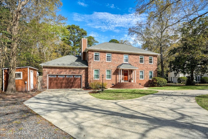 Tucked away at the end of a quiet cul-de-sac in sought-after - Beach Home for sale in Wilmington, North Carolina on Beachhouse.com
