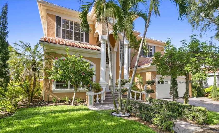 One or more photo(s) has been virtually staged. A gracious - Beach Home for sale in St. Petersburg, Florida on Beachhouse.com