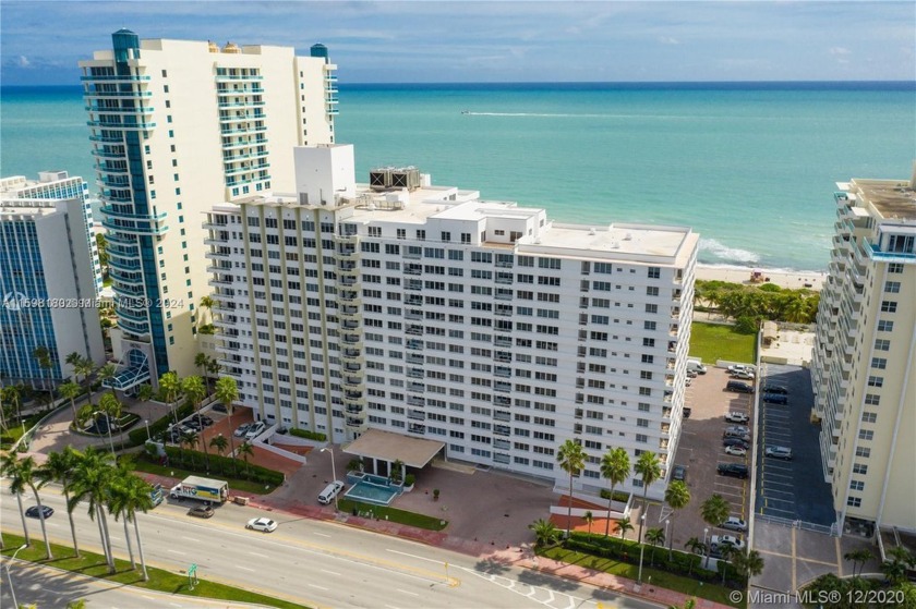 WELCOME TO PARADISE! Enjoy the sun, sea and sand in this - Beach Condo for sale in Miami Beach, Florida on Beachhouse.com