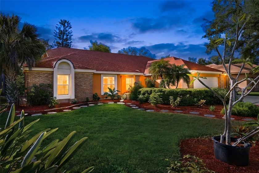 Live the Dunedin lifestyle--just a golf cart ride to the heart - Beach Home for sale in Dunedin, Florida on Beachhouse.com
