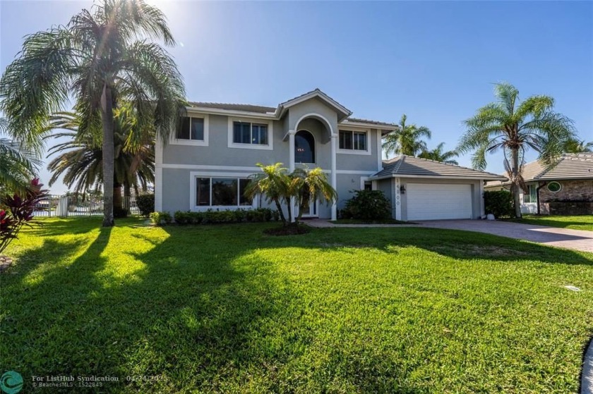 Highest  Best due 4/29 @ 11AM Stunning fully renovated 4BR/2.5BA - Beach Home for sale in Davie, Florida on Beachhouse.com