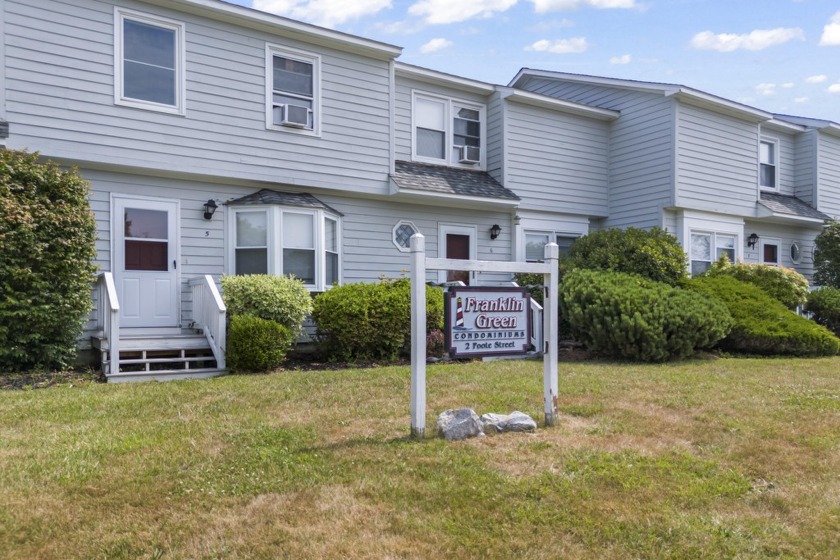 Location, location, A beautiful 2 bedroom 1.5 bathroom condo - Beach Condo for sale in Old Orchard Beach, Maine on Beachhouse.com