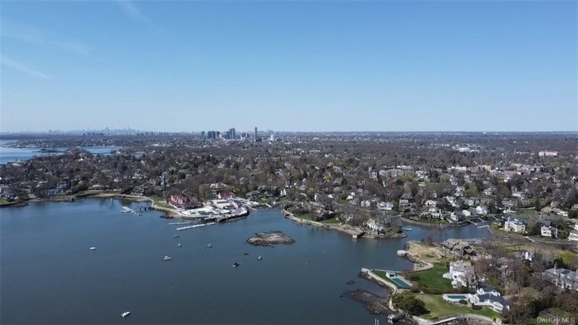 Discover a remarkable opportunity to acquire a refined 1.02-acre - Beach Lot for sale in Mamaroneck, New York on Beachhouse.com