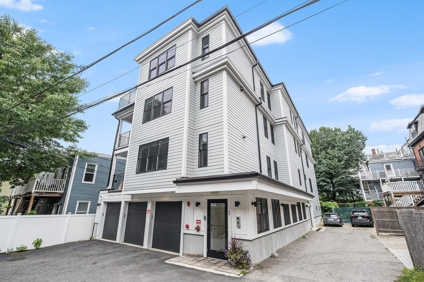 Tucked down a private side driveway on a quiet dead-end street - Beach Condo for sale in Boston, Massachusetts on Beachhouse.com