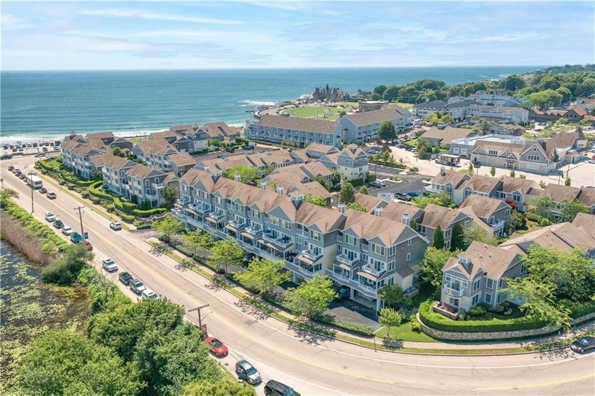 Delightful opportunity to own a first floor one level Surfside - Beach Condo for sale in Narragansett, Rhode Island on Beachhouse.com
