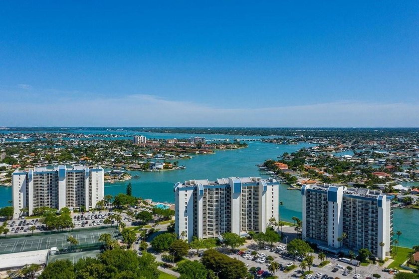 WATERFRONT FURNISHED 2-bedroom, 2-bath residence in the gated - Beach Condo for sale in ST Pete Beach, Florida on Beachhouse.com