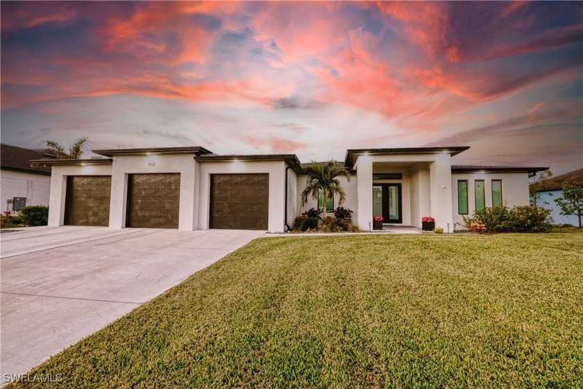 Quality Built 5 Bedroom TRIPLE LOT Gulf Access Pool Home with - Beach Home for sale in Cape Coral, Florida on Beachhouse.com