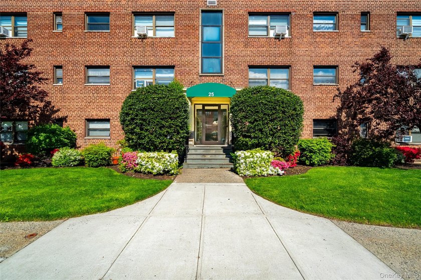 No need to look any further, you're home. This well maintained - Beach Home for sale in New Rochelle, New York on Beachhouse.com
