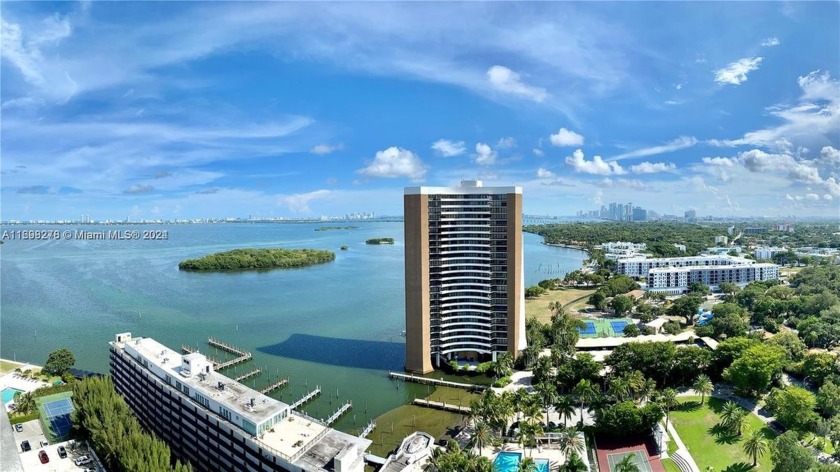 40 year recertification asessment paid in full! Panoramic views - Beach Condo for sale in Miami, Florida on Beachhouse.com