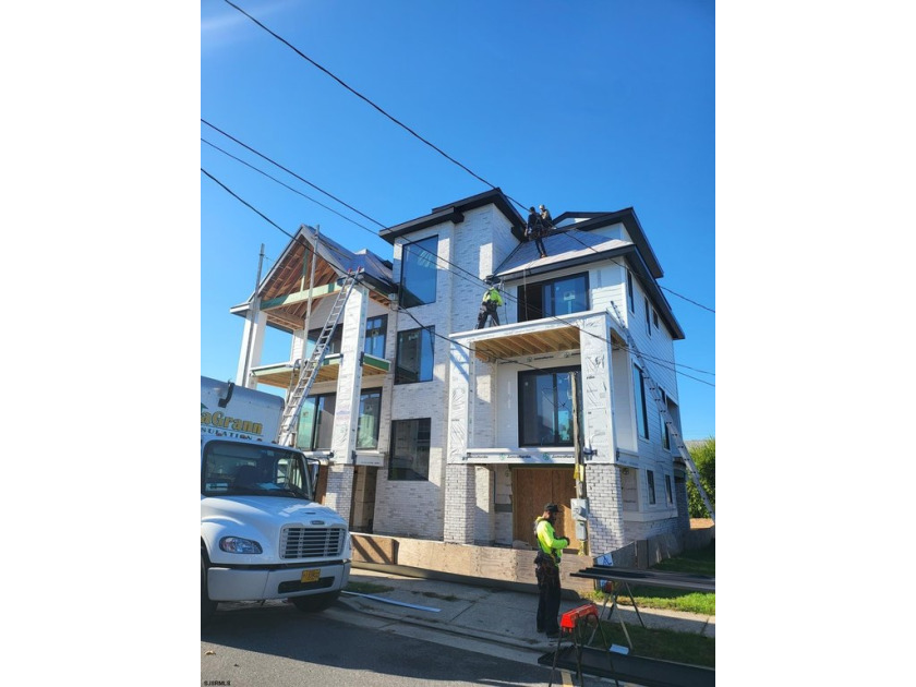 INCREDIBLE, LUXURY LONGPORT NEW CONSTRUCTION BUILT BY REVOLUTION - Beach Home for sale in Longport, New Jersey on Beachhouse.com