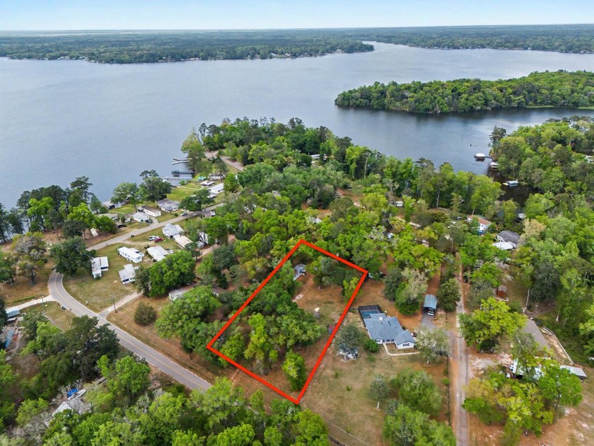 *Property lines are for illustrative purposes only.* This - Beach Lot for sale in Tallahassee, Florida on Beachhouse.com