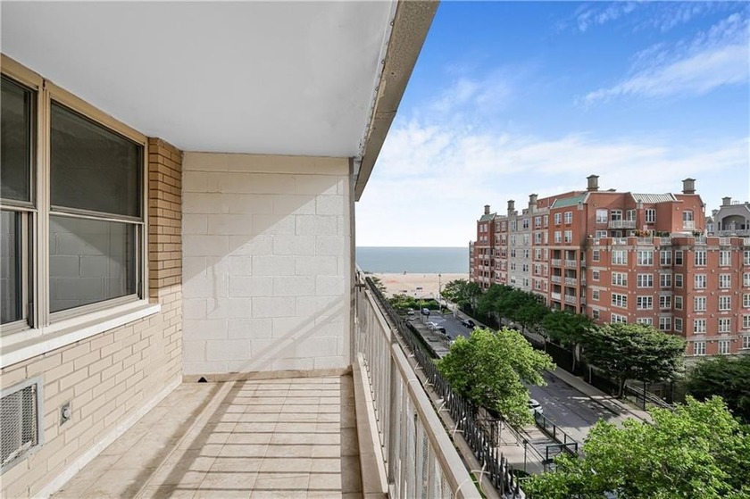 Large, renovated cooperative apartment with a spacious - Beach Other for sale in Brooklyn, New York on Beachhouse.com
