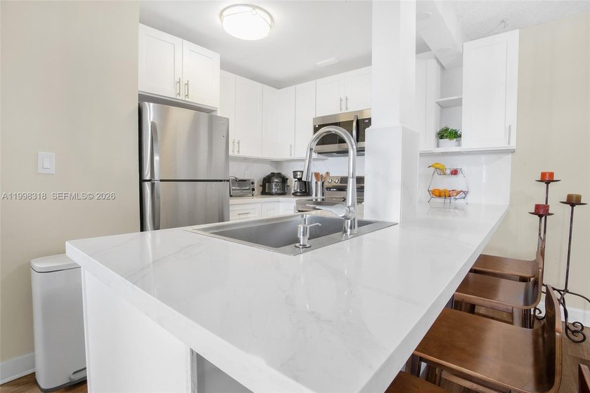 Beautiful 2-bedroom, 2-bathroom residence featuring a - Beach Condo for sale in Miami, Florida on Beachhouse.com